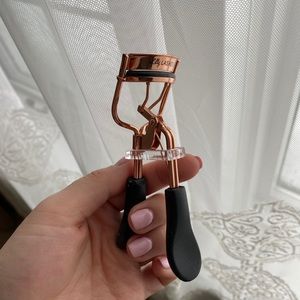 Lilly Lashes Eyelash Curler